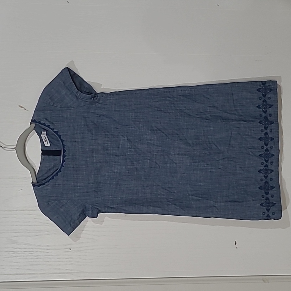 Vineyard Vines Girls Blue Embroidered Chambray Shift Dress Size 14